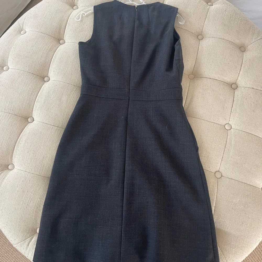 Tory Burch black sleeveless dress with button pockets - Picture 6 of 9